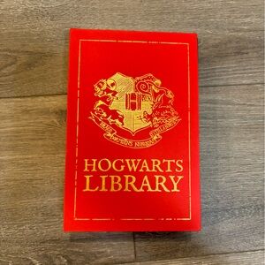 RARE Hogwarts Library complete Box Set. In outstanding condition.